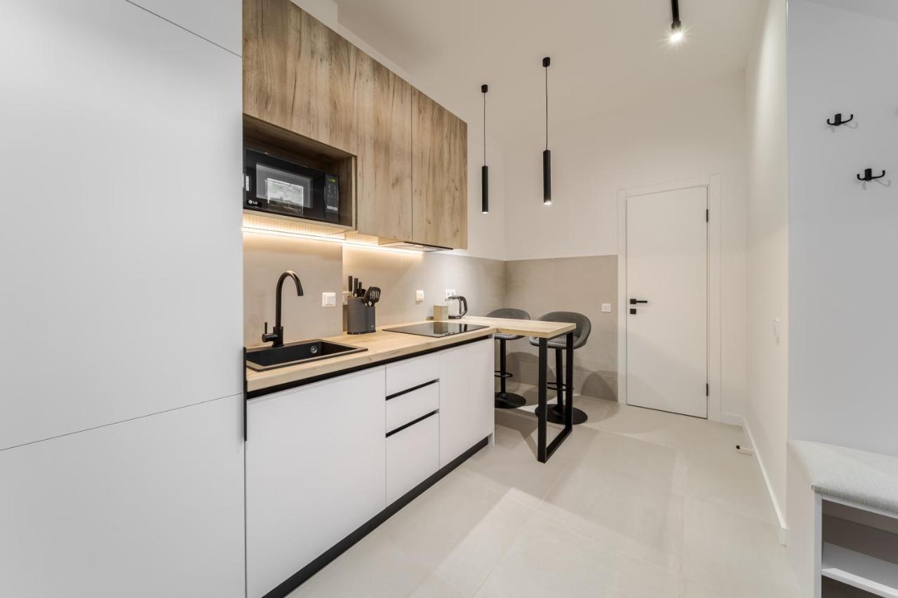 Inshiapartments On Ferentsa Lista Str إلفيف المظهر الخارجي الصورة