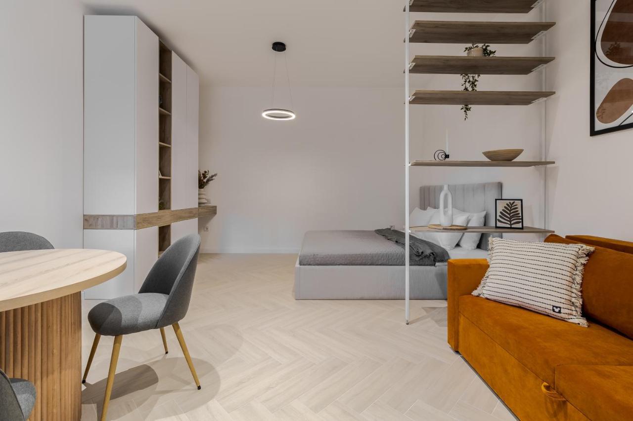 Inshiapartments On Ferentsa Lista Str إلفيف المظهر الخارجي الصورة